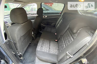 Хетчбек Peugeot 307 2002 в 