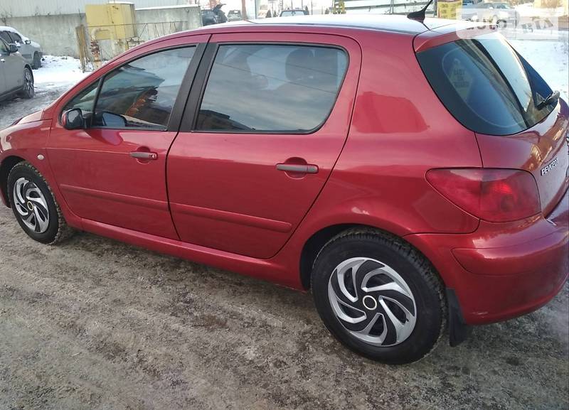 Хэтчбек Peugeot 307 2002 в Ивано-Франковске