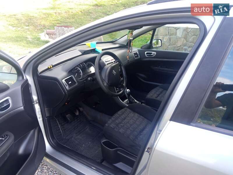 Універсал Peugeot 307 2003 в Яремчі