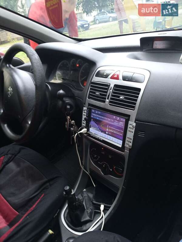 Хетчбек Peugeot 307 2003 в Києві
