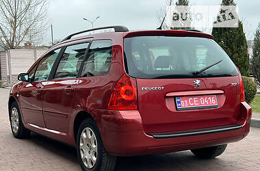 Универсал Peugeot 307 2006 в 