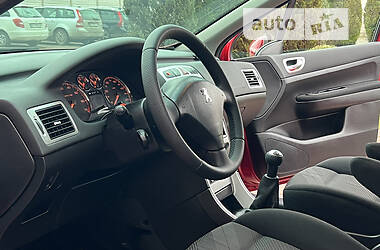 Универсал Peugeot 307 2006 в 