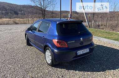 Хетчбек Peugeot 307 2001 в Тячеві