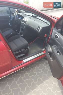 Седан Peugeot 307 2004 в Києві
