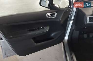 Универсал Peugeot 307 2007 в 