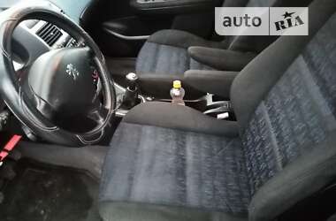 Универсал Peugeot 307 2003 в Рокитном