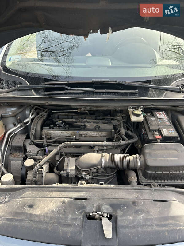 Кабриолет Peugeot 307 2004 в Славянске