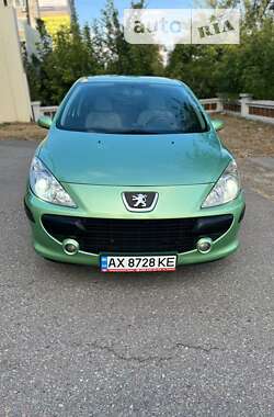 Хэтчбек Peugeot 307 2004 в Харькове