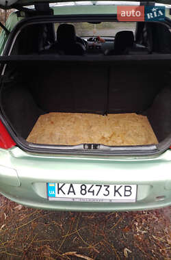 Хэтчбек Peugeot 307 2003 в 