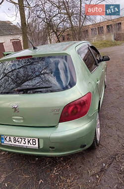Хэтчбек Peugeot 307 2003 в 