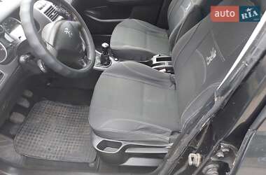 Универсал Peugeot 307 2004 в 