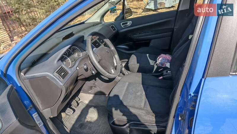 Універсал Peugeot 307 2003 в Дніпрі