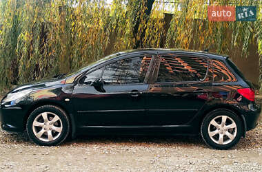 Хэтчбек Peugeot 307 2006 в Ивано-Франковске