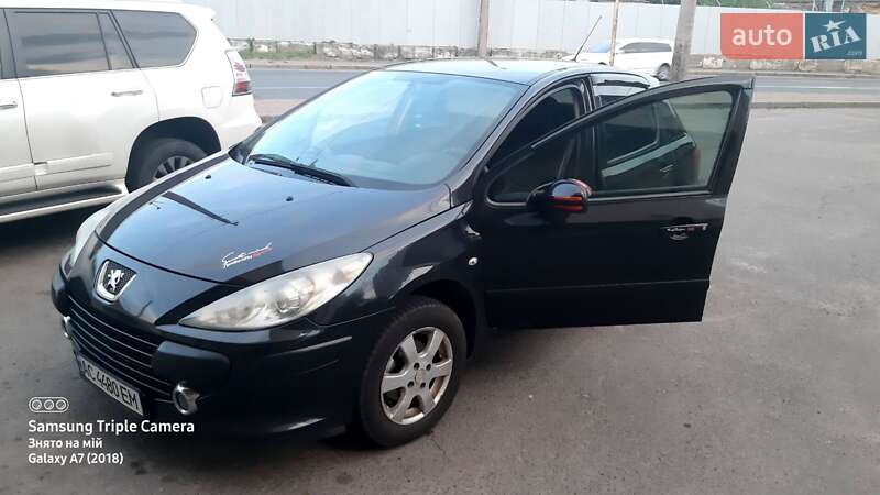 Хетчбек Peugeot 307 2006 в Луцьку