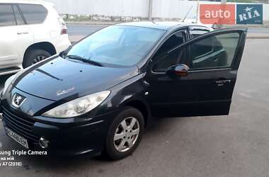 Хэтчбек Peugeot 307 2006 в Луцке