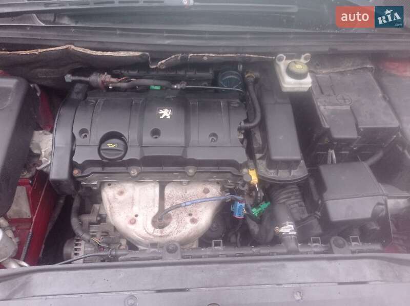 Универсал Peugeot 307 2006 в Кременце