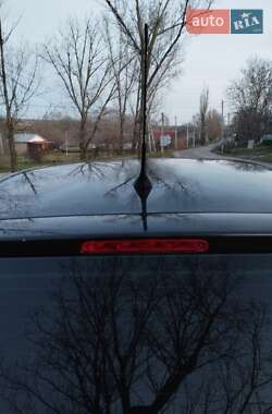 Хэтчбек Peugeot 307 2004 в 