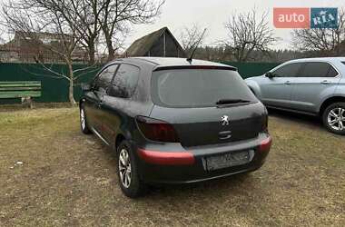 Хэтчбек Peugeot 307 2003 в Макарове