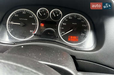 Универсал Peugeot 307 2004 в 
