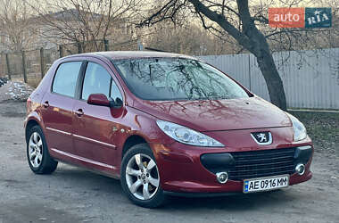 Хэтчбек Peugeot 307 2006 в Верхнеднепровске