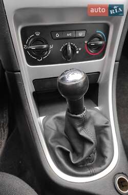 Универсал Peugeot 307 2005 в 