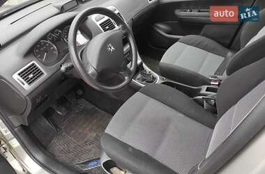 Универсал Peugeot 307 2005 в 