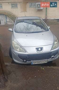 Хэтчбек Peugeot 307 2006 в Овруче