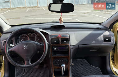 Хетчбек Peugeot 307 2003 в 