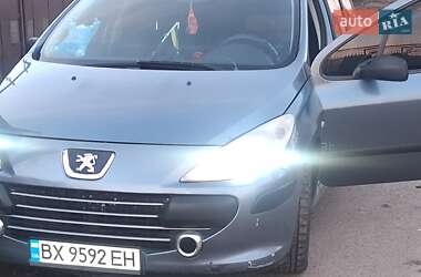 Универсал Peugeot 307 2007 в 