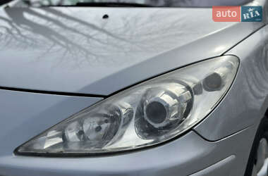 Универсал Peugeot 307 2006 в 