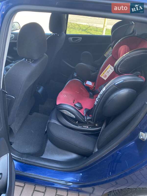 Хетчбек Peugeot 307 2005 в Луцьку фото 11 Хетчбек Peugeot 307 2005 в Луцьку