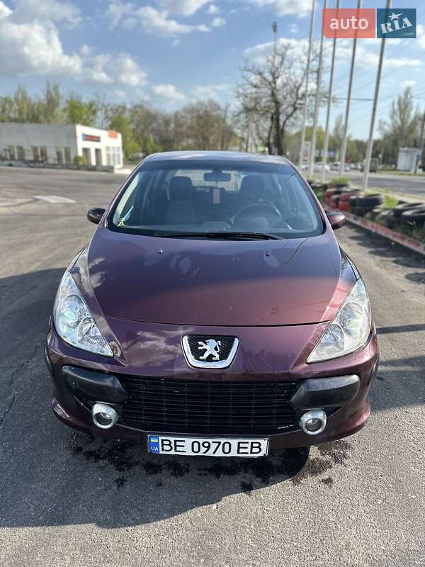 Хэтчбек Peugeot 307 2006 в Николаеве