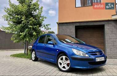 Хэтчбек Peugeot 307 2003 в 