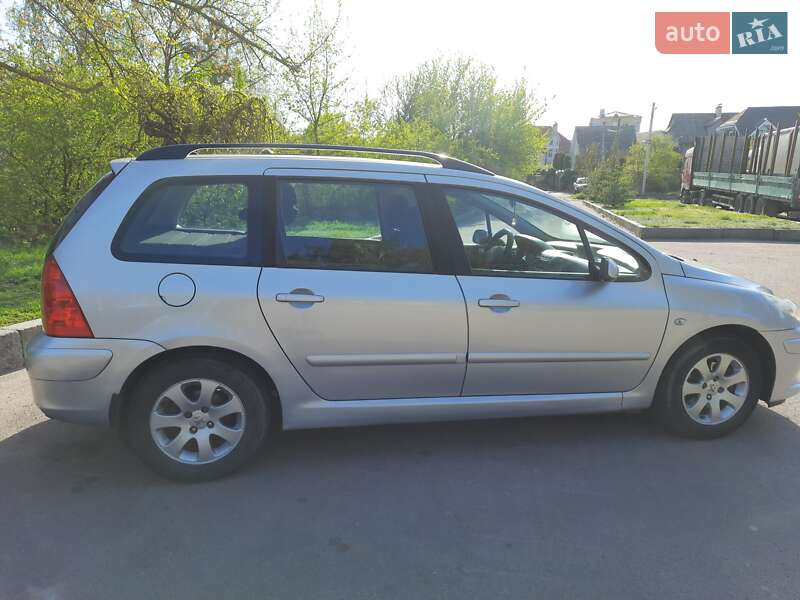 Универсал Peugeot 307 2006 в Баре