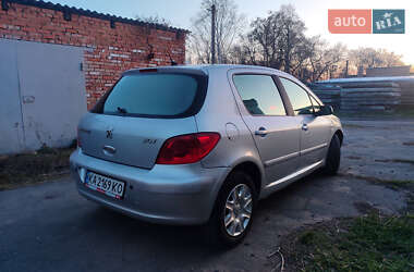 Хетчбек Peugeot 307 2005 в 