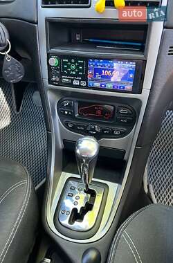 Хетчбек Peugeot 307 2002 в 
