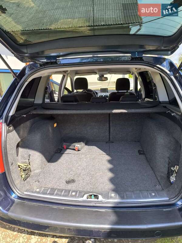 Універсал Peugeot 307 2008 в Стрию