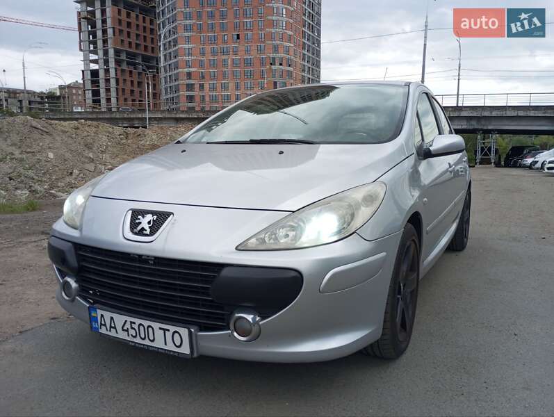 Хэтчбек Peugeot 307 2006 в Киеве