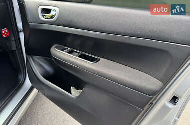 Хэтчбек Peugeot 307 2008 в 