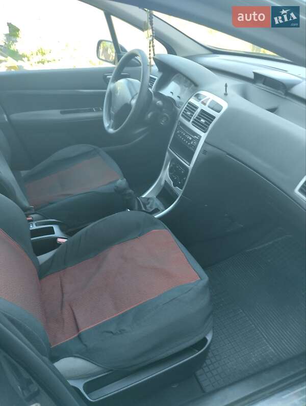 Хэтчбек Peugeot 307 2004 в Коломые