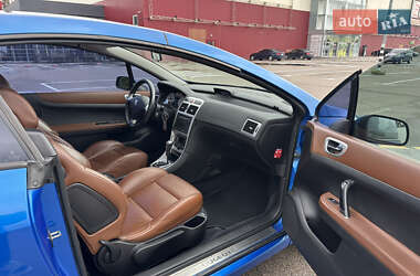 Кабриолет Peugeot 307 2004 в 