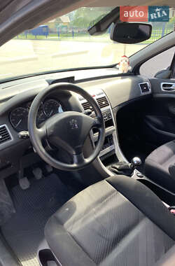 Универсал Peugeot 307 2006 в 