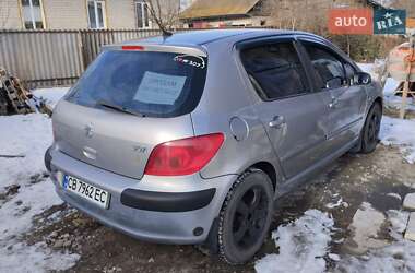 Хэтчбек Peugeot 307 2003 в 