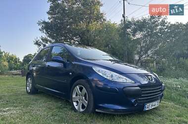 Хэтчбек Peugeot 307 2005 в 