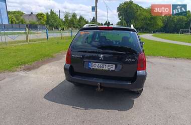 Универсал Peugeot 307 2003 в  фото 5 Универсал Peugeot 307 2003 в