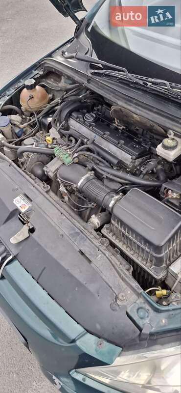 Хетчбек Peugeot 307 2003 в Звягелі