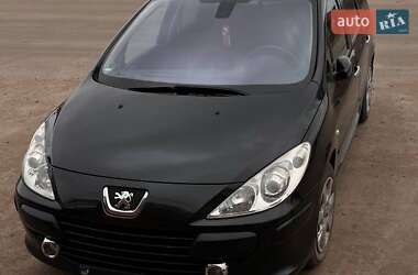 Универсал Peugeot 307 2005 в Еланце