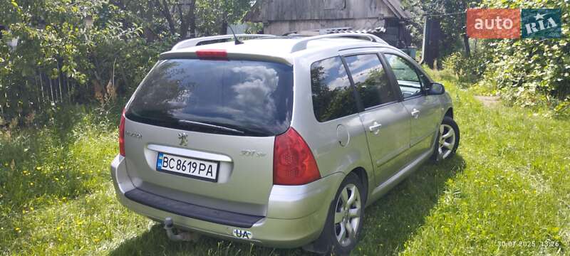 Универсал Peugeot 307 2006 в Новояворовске