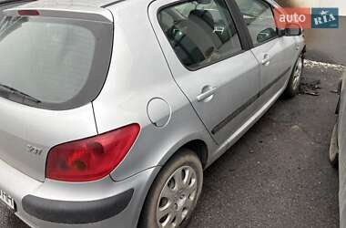 Хэтчбек Peugeot 307 2003 в 