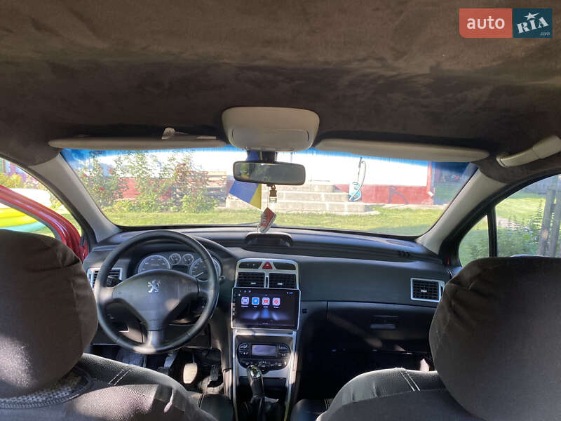 Хетчбек Peugeot 307 2002 в Коломиї